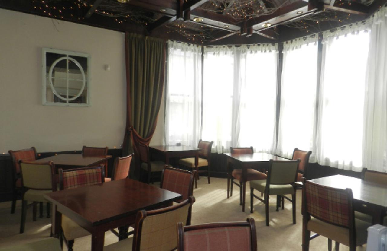 Albert Hotel Питерхед Экстерьер фото